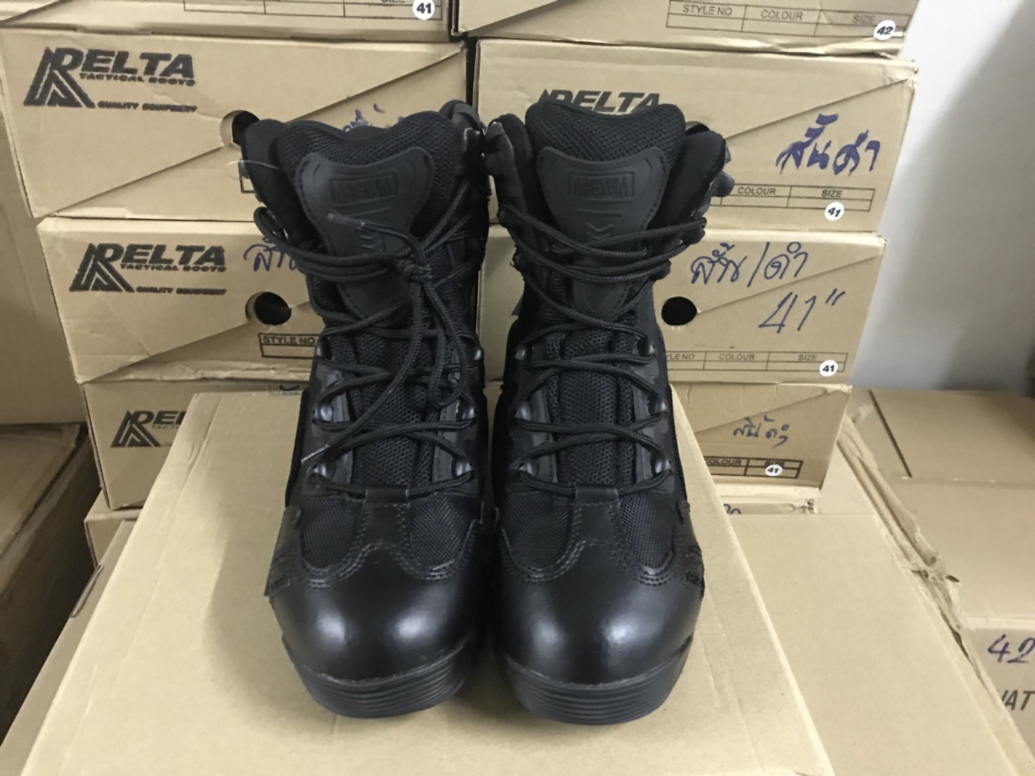 รองเท้า Magnum ข้อยาว (K1000)