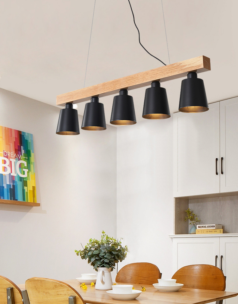 โคมไฟแขวนเพดานไม้ 5 ดวงทรงยาวโป๊ะโคมสีดำ SH-XD-003
