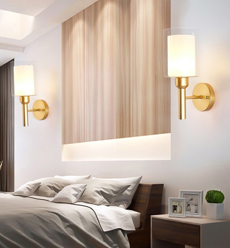 โคมไฟติดผนังภายใน โป๊ะโคมแก้วทรงกระบอก 2 ชั้น ตัวโคมสีทองสไตล์โมเดิร์นคลาสสิค [2034-gold]