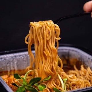 ถ้วยร้อน มาม่าหม้อไฟเกาหลีหลายรส ร้อนเองไม่ต้องต้มทำง่ายกินได้ทุกที่