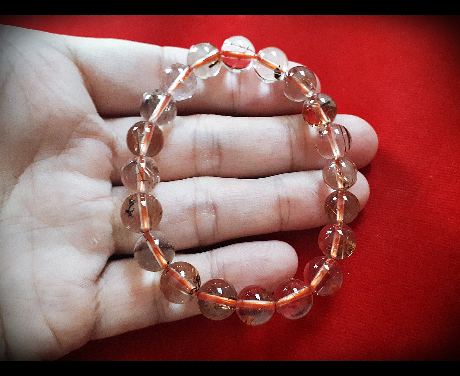 สร้อยข้อมือ ประคำกำไล หินควอตซ์ไหมทอง แท้๑๐๐% ( Golden Rutile Quartz ) - (เข้าพิธีแล้ว)