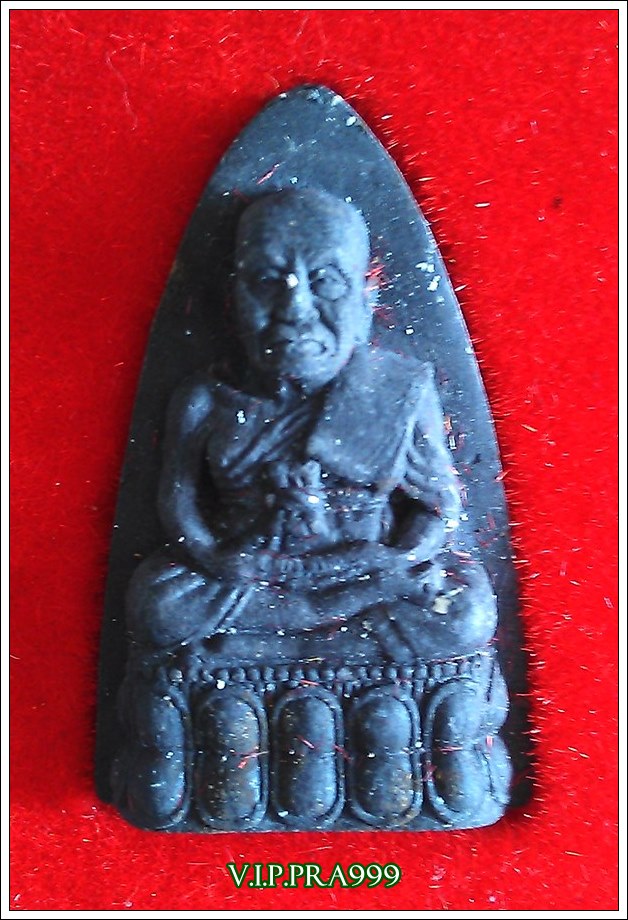 หลวงปู่ทวดเนื้อว่าน รุ่นเจ้าฟ้าเพชรรัตน์ ปี 2537 องค์ที่ 1