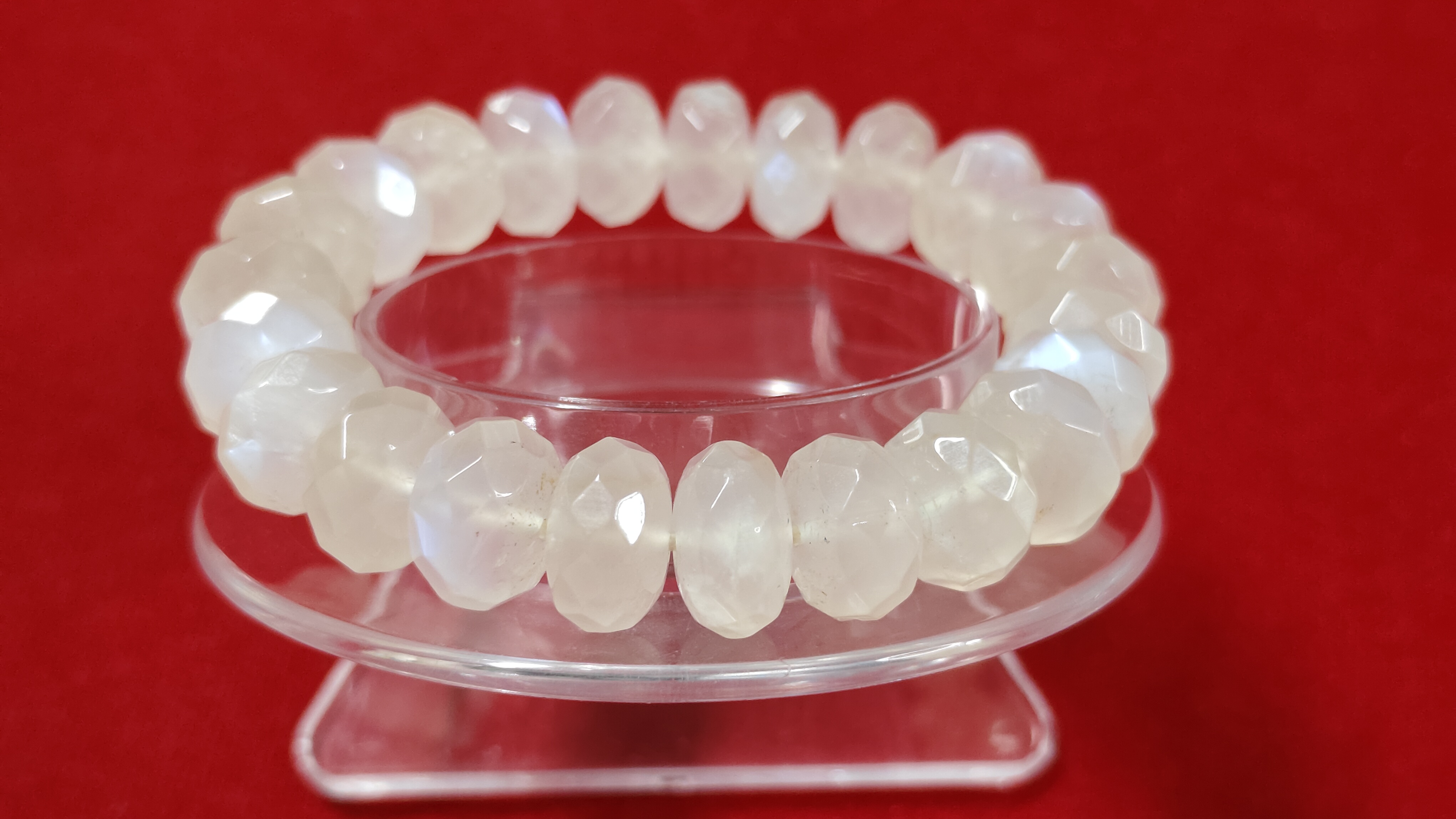 #ข้อมือหินมุกดาหารเจียเหลี่ยมรหัสbh-0048