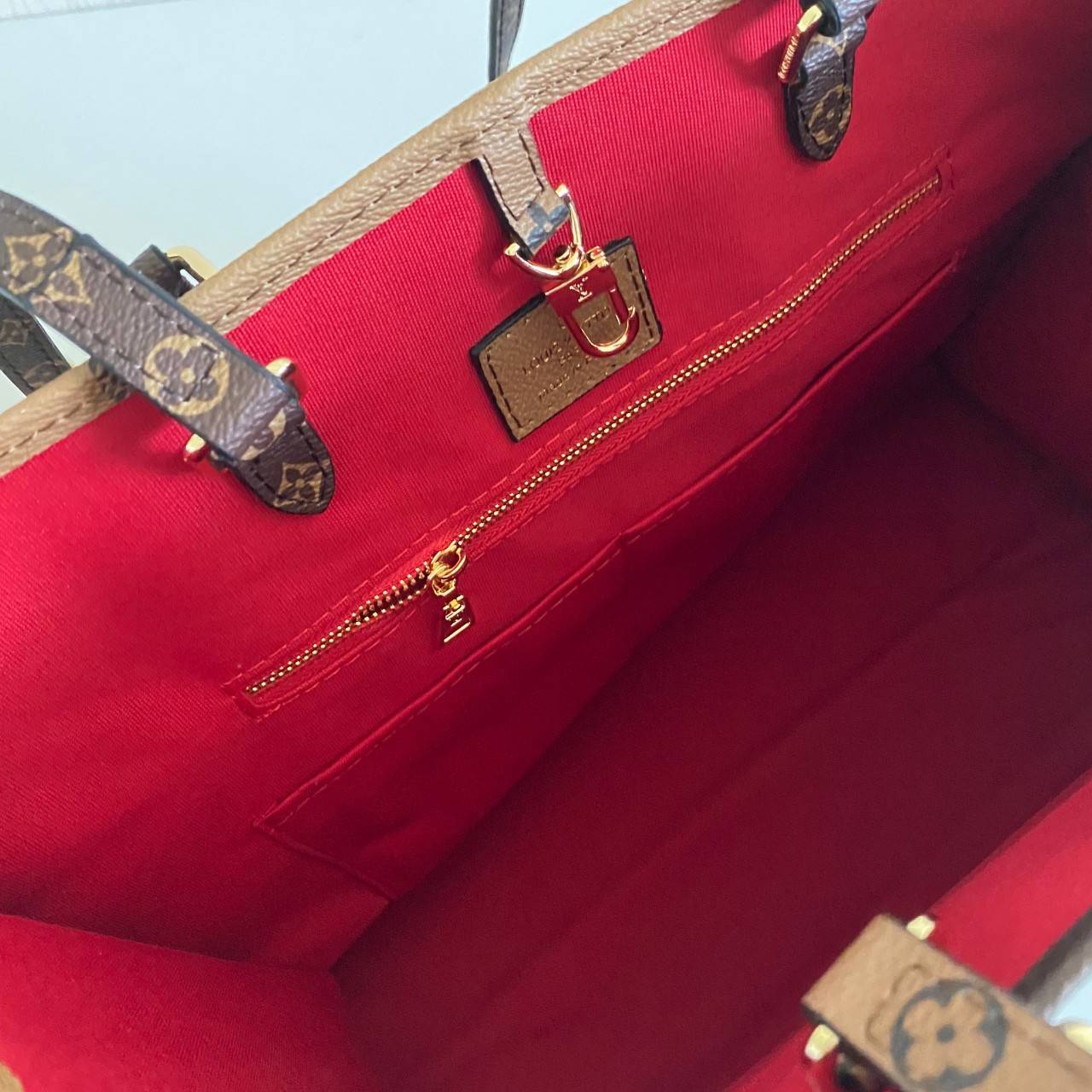 กระเป๋า lv onthego 41 cm