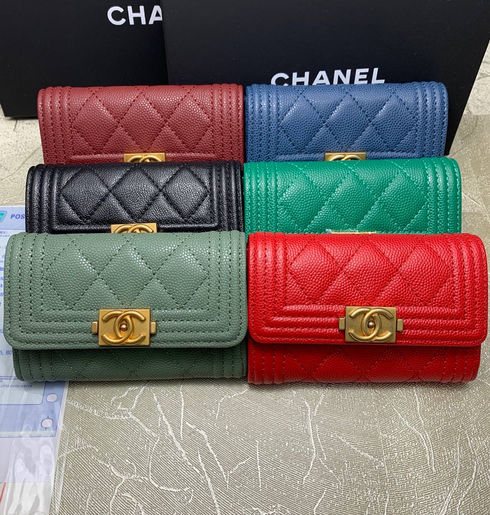กระเป๋าสตางค์ cn caviar skin coin or card wallet สีดำ ใบสั้น ใส่เหรียญใส่การ์ด