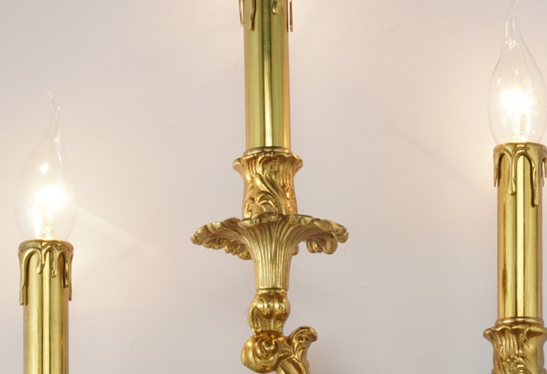 โคมไฟติดผนังภายในสีทองทรงแท่งเทียนสไตล์ยุโรป [KTW1025]