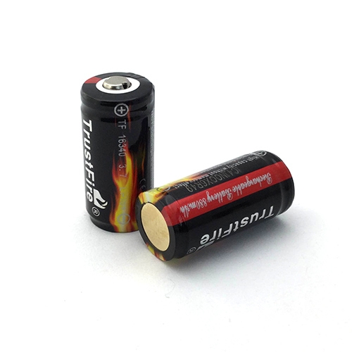 แบตเตอรี่ชาร์จ TrustFire R123A 16340 3.7V 880mAh Li-ion มีวงจรป้องกัน (ราคาต่อก้อน)