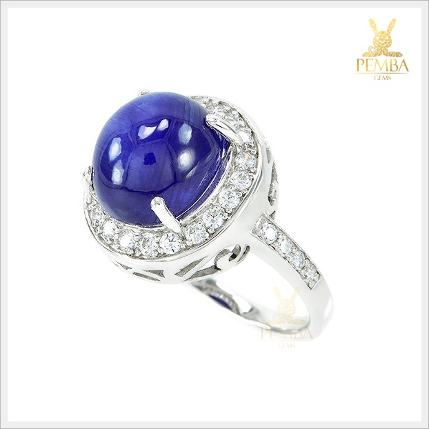 แหวนไพลินแท้ ยอดมณีสีน้ำเงินงดงาม ล้อมเพชรCZ สุดลงตัว แหวนพลอยแท้