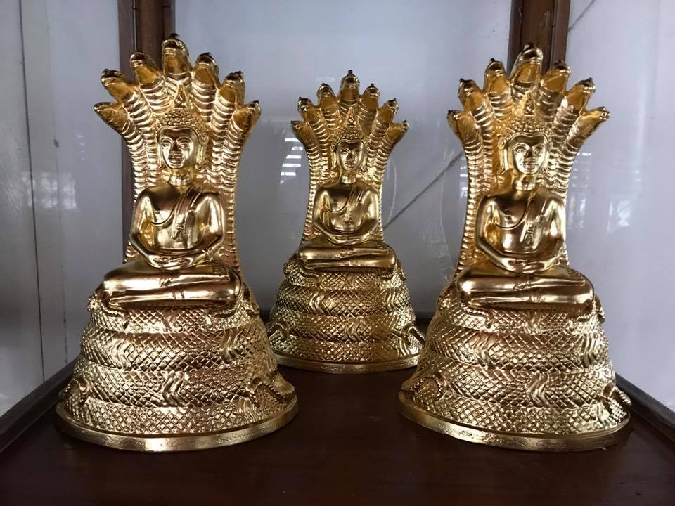 หลวงพ่อเจ็ดกษัตริย์ พระพุทธสิริสัตตราช ( พระบูชา ขนาดหน้าตัก 3 นิ้ว เนื้อโลหะชนวน ปิดทองคำแท้ )