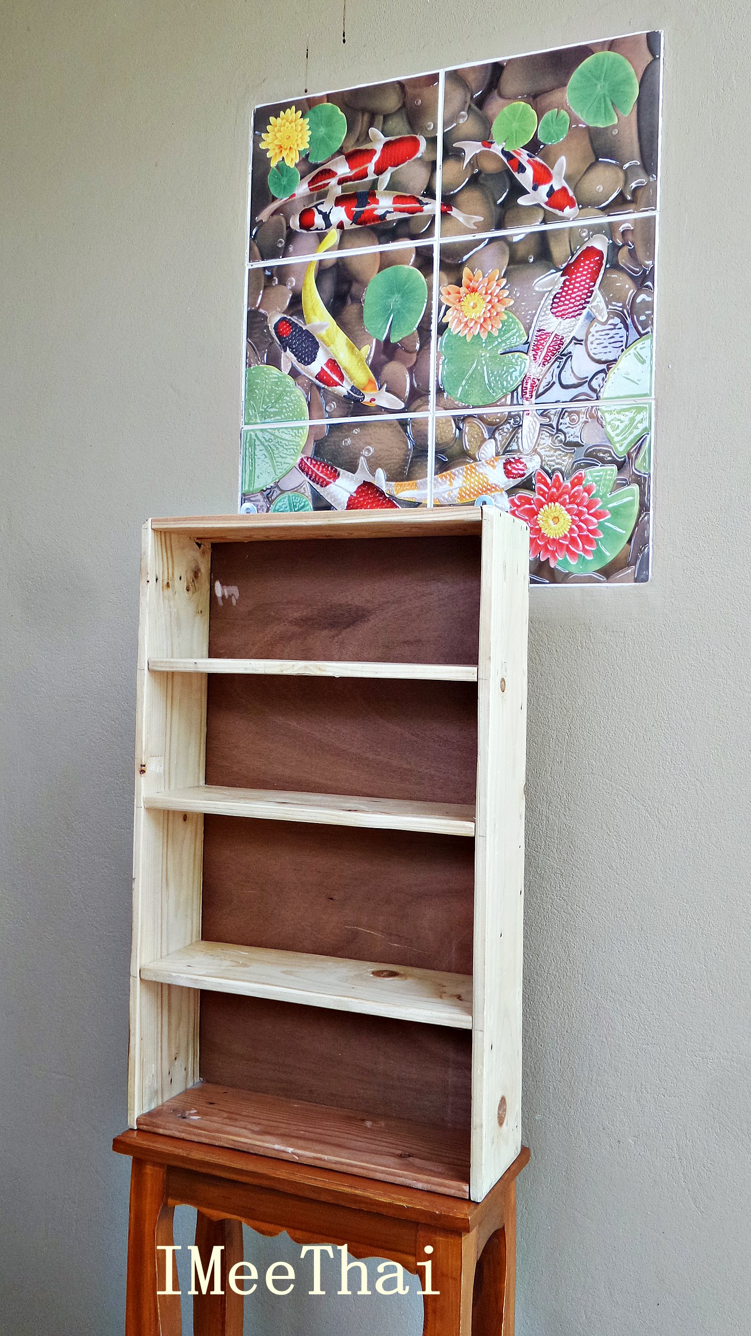 ชั้นตู้ไม้สน 4 ชั้น 23 นิ้ว ( วางพระบูชา / วางวัตถุมงคล / วางโมเดล / วางสิ่งของต่างๆ )