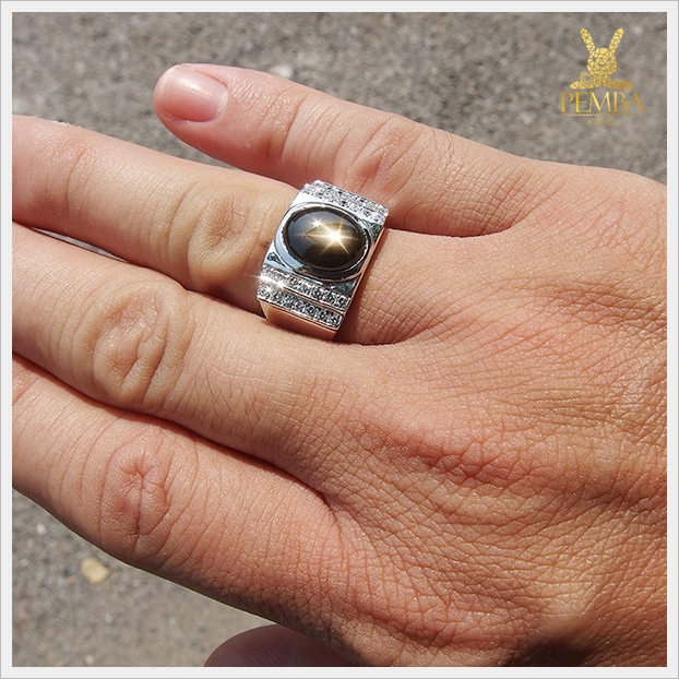 แหวน BlackStar Sapphire ขาสวยคมชัด เงินแท้925 ชุบทองคำขาว แหวนพลอยแท้