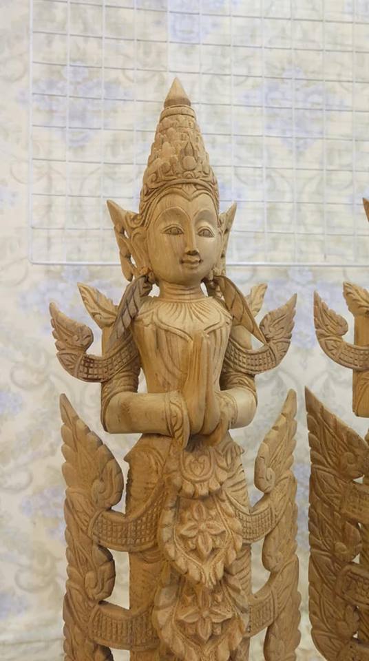 เทพพนม​ ศิลปะพม่า​ แกะจากไม้สัก​ สูง​24นิ้ว