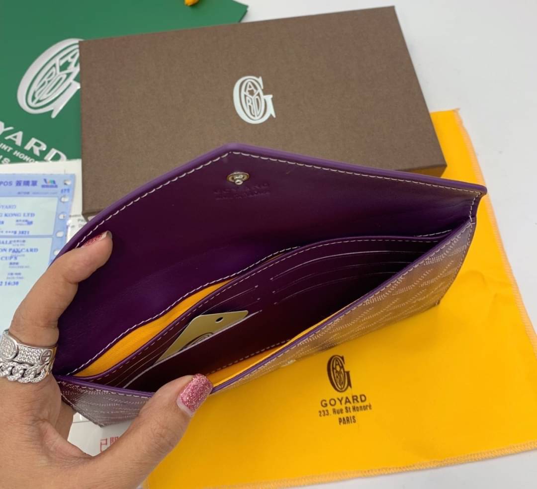 กระเป๋าสตางค์ goya ใบยาว แบบฝากระดุุม