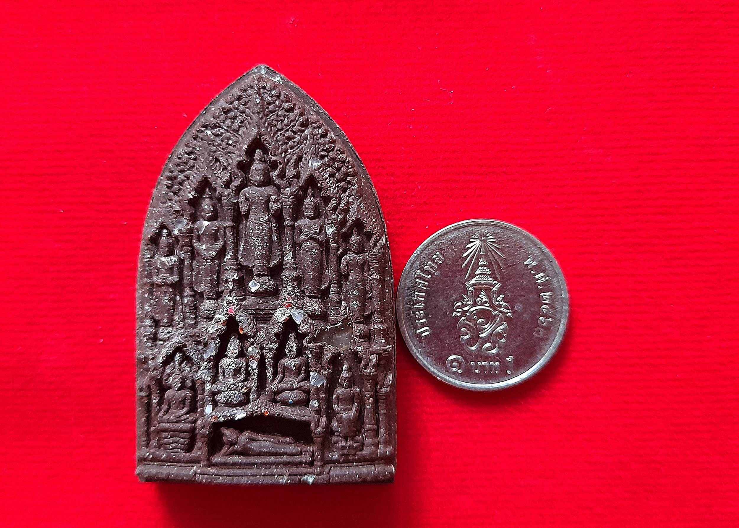 พระสิบทัศน์ (พระพุทธ 10ปาง พระประจำวันเกิด คุ้มครองดวงชะตา หนุนเสริมวาสนา) หลังยันต์หัวใจพระโพธิ์สัตว์ เนื้อแก่ยาวาสนาจินดามณี ฝั่งพลอยเสก สีน้ำตาลเข้ม ปี2565 #พิธีสงเคราะห์ด้วยคาถาเงินล้านสูตรพิเศษ #พิธีนพเคราะห์พระพิชัยสงคราม #พิธีเจ้าสัว #รับประกันแท้