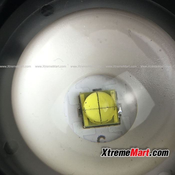 ไฟฉาย Ultrafire T12 (รุ่นใหม่) ไฟฉายแรงสูง Zoomได้ไกล รุ่น 922/ 80000W 3 Mode เสียบชาร์จไฟ USB