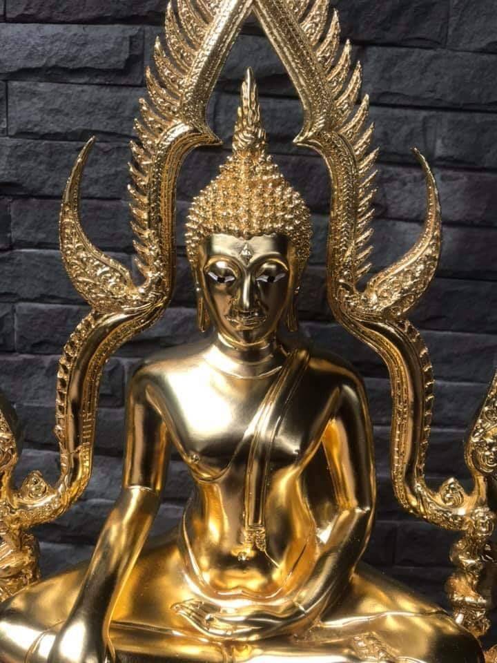 รูปหล่อ พระพุทธชินราช วัดเบญจมบพิตร เนื้อโลหะ ปิดทองคำแท้ (สร้างประมาณ ปี2560) - (หน้าตัก9นิ้ว สูง20นิ้ว)