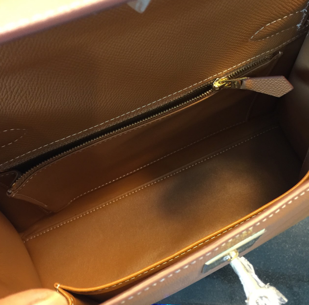 กระเป่า hm kelly togo 28 cm มีหลายสีสอบถามได้ค่ะ