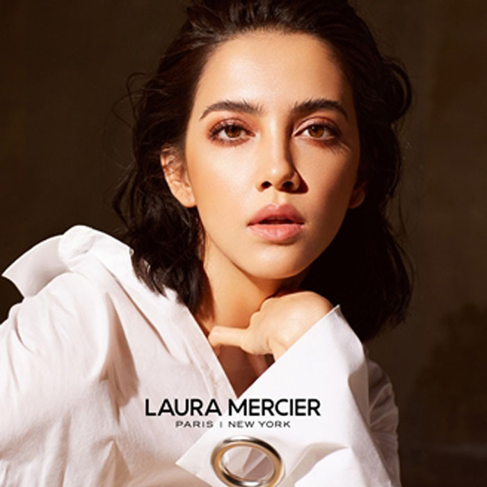 (#Glow) Laura Mercier Translucent Loose Setting Powder Glow 29g แป้งเซตเมกอัปที่มอบความโกลว์ ให้ผิวแลดูเปล่งประกายในทันทีที่แต่งเติม พร้อมคุณสมบัติติดทนนาน 12 ชั่วโมง