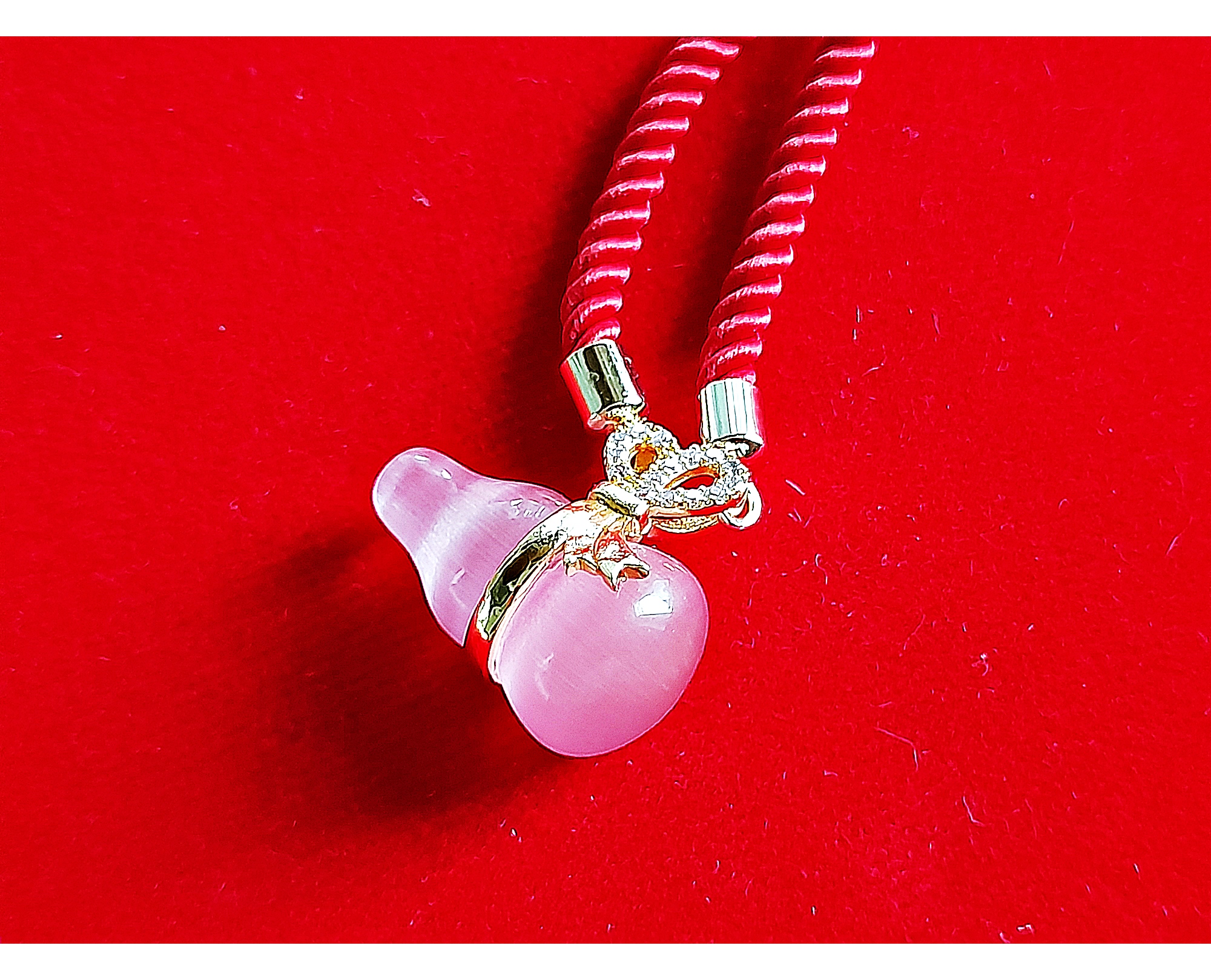 น้ำเต้า (สีชมพู) วัดปากน้ำภาษีเจริญ พร้อมเชือกร้อยข้อมือ - ปลุกเสก โดยวิชาธรรมกายสายหลวงพ่อสด #รับประกันแท้