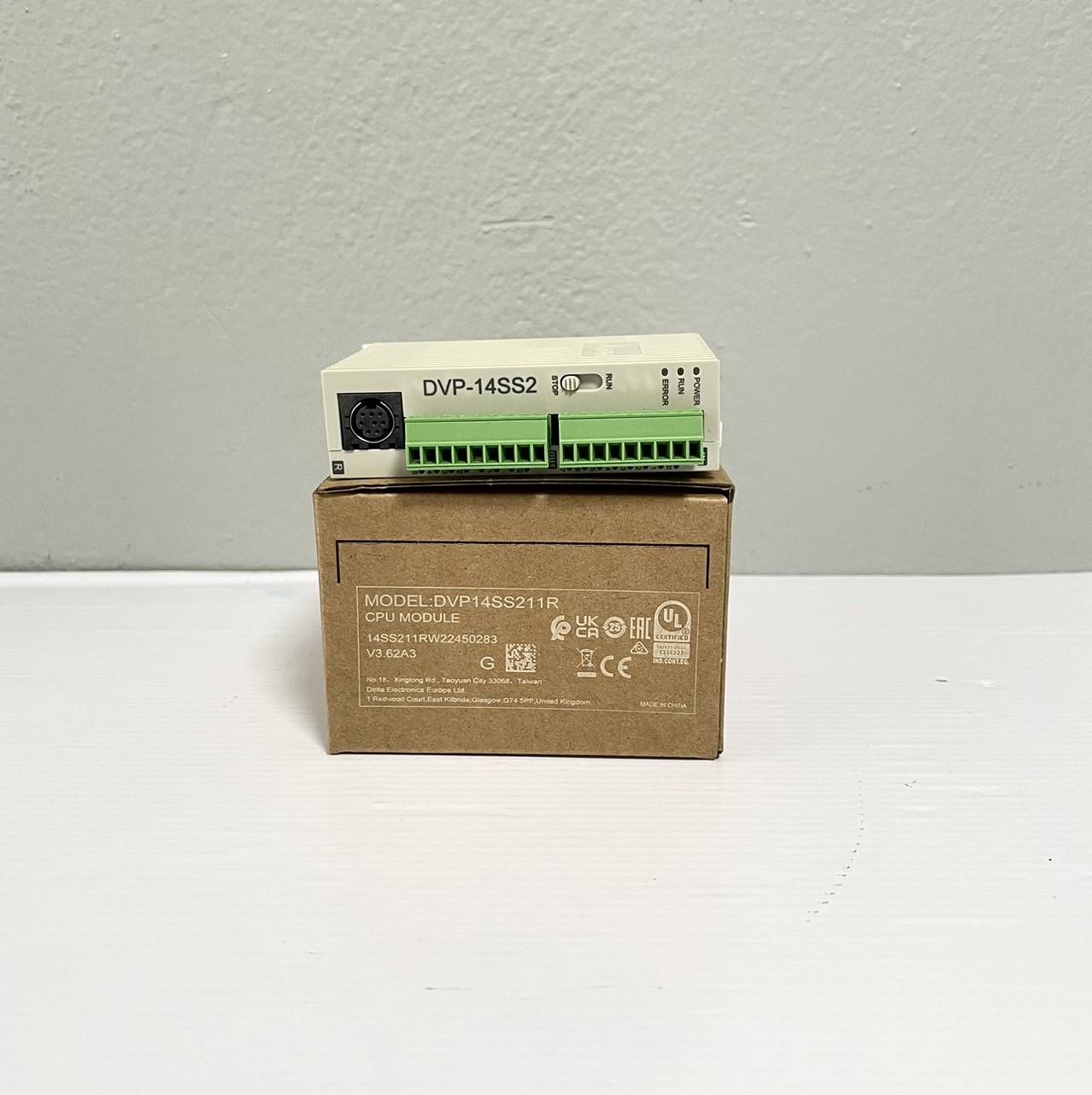 Delta PLC DVP Series Model:DVP14SS211R 8DI/6DO 24V (Relay)