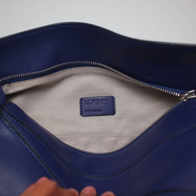 กระเป๋า loe puzzle bag 12 นิ้ว สีน้ำเงิน