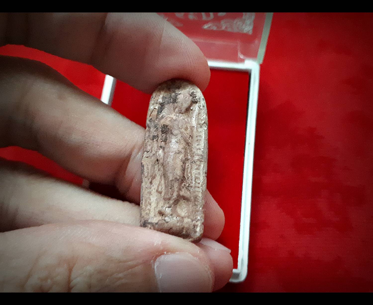 พระลีลา วัดอารีทวีนาราม(วัดหนองอีดุก) เนื้อดิน(พระกรุ กรุแตก) ทัน หลวงพ่อกวย วัดโฆสิตาราม(วัดบ้านแค) ปลุกเสก ปี2515 (#รับประกันแท้)