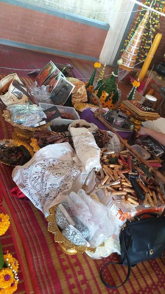 เหรียญศิวลึงค์ (11รุ่ม1) หลัง โยนี (พ่อปู่แม่ย่าให้กำเนิด พลังงานจักรวาล) (ปลุกเสกที่ปราสาทนครวัดและเขาพนมกุเลน) ปี2562 #รับประกันแท้ - หลวงปู่อุดมทรัพย์(พระอาจารย์จ่อย) วัดเวฬุวัน จ.ศรีสระเกษ จัดสร้างและดำเนินการปลุกเสก