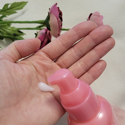 Orbis Essence in Hair Milk 140g ออบิส ทรีทเม้นท์บำรุงผมเนื้อน้ำนม อันดับ 1 @Cosme เซรั่มที่ช่วยซ่อมแซมผมเสียตั้งแต่แกนผม อุดมด้วยกรดอะมิโน 11 ชนิด และสารบำรุงแกนผม อ่อนโยน ปราศจากแอลกอฮอล์และน้ำหอม