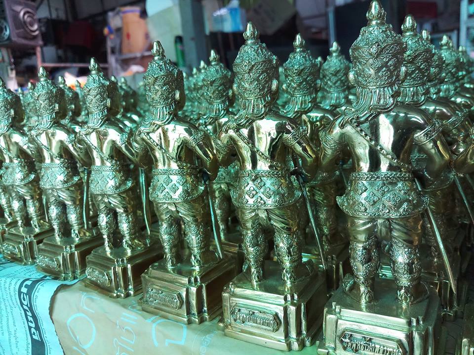 กุมารเทพ กุมาร-กุมารี หัวแก้ว-หัวแหวน เนื้อโลหะทองเหลืองขัดเงา (สูง6นิ้ว กว้าง2นิ้ว) หลวงพ่อหนุน วัดพุทธโมกข์ ปลุกเสก