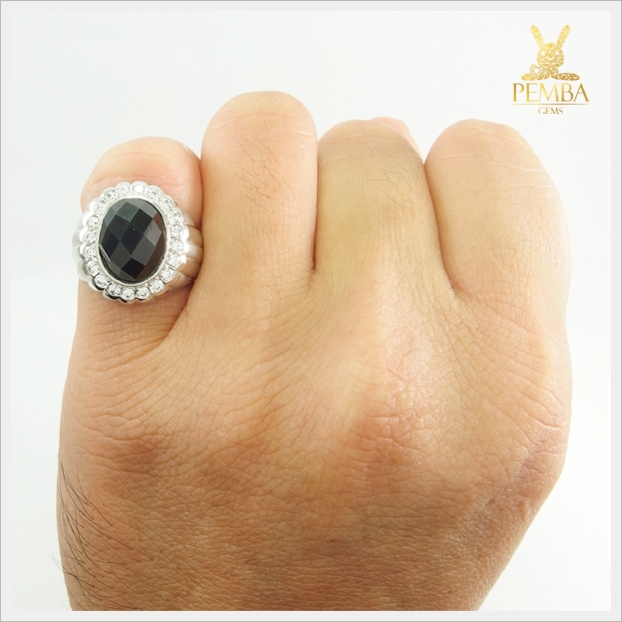 แหวนนิลแท้ เงินแท้925 ชุบทองคำขาว ล้อมเพชรCZ งดงาม เพิ่มความมั่นใจ