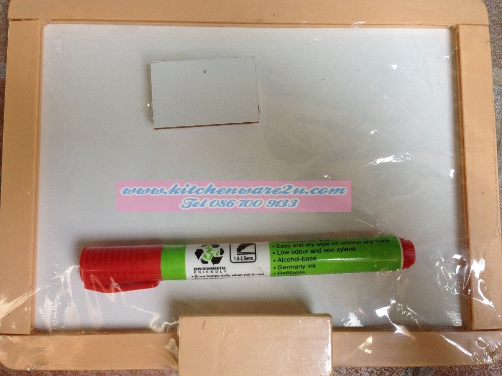 P09521 กระดานไวท์บอร์ดขอบพลาสติก+ปากกา ราคาส่งต่อ 1 โหล: 12 ชุด