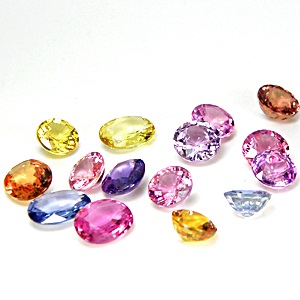Unheated multi colour sapphire หนักรวม 26.29 กะรัต จำนวน 21 เม็ด เป็นพลอยดิบทั้งเซท สีแฟนซี หวานสวย ชุดใหญ่ พลอยกลมขนาดใหญ่ค่อนข้างหาได้ยาก