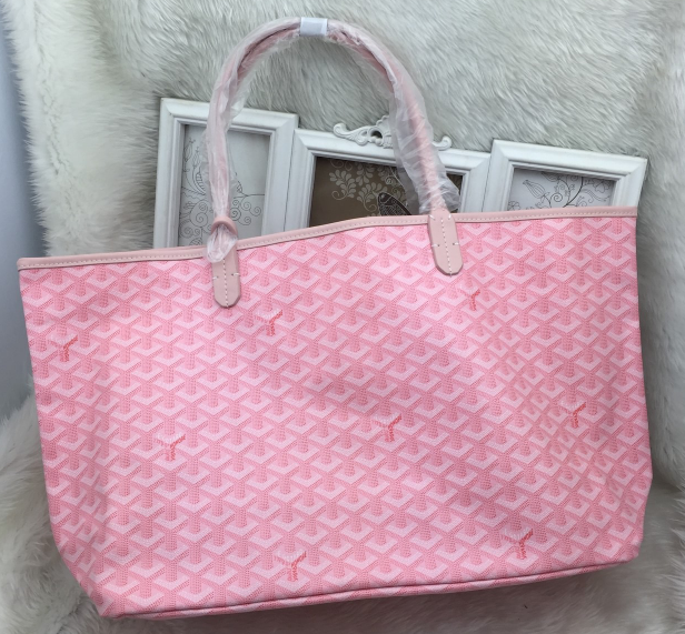 กระเป๋า goya saint louis tote bag มีหลายสี สอบถามได้ค่ะ สต็อคของเปลี่ยนตลอด