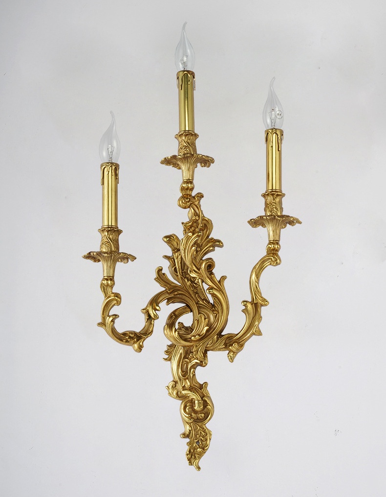 โคมไฟติดผนังภายในสีทองทรงแท่งเทียนสไตล์ยุโรป [KTW1025]