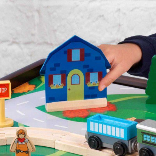 โต๊ะกิจกรรมสำหรับเลโก้พร้อมชุดรถไฟ Kidkraft 2-in-1 Activity Table with LEGO-Compatible Board and Train Set (Espresso)