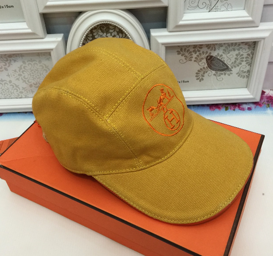 หมวก hm cap hiend หลายแบบ สอบถามได้ค่ะสต็อคเปลี่ยนตลอด