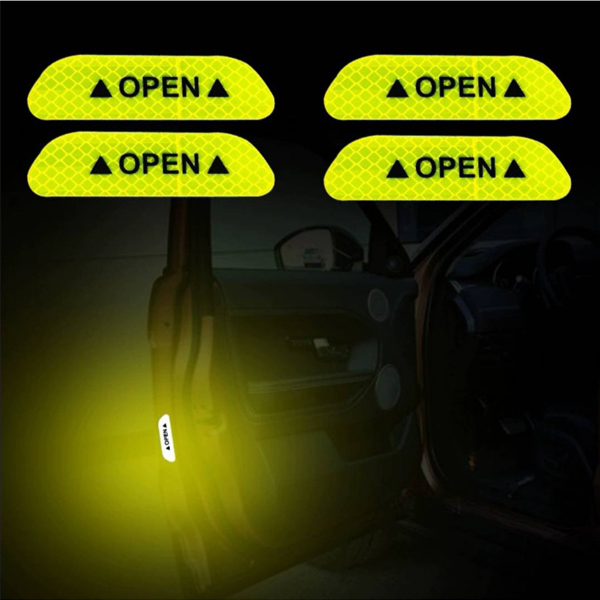 สติ๊กเกอร์สะท้อนแสง open ใช้สำหรับติดรถยนต์แพ็ค 4 ชิ้น
