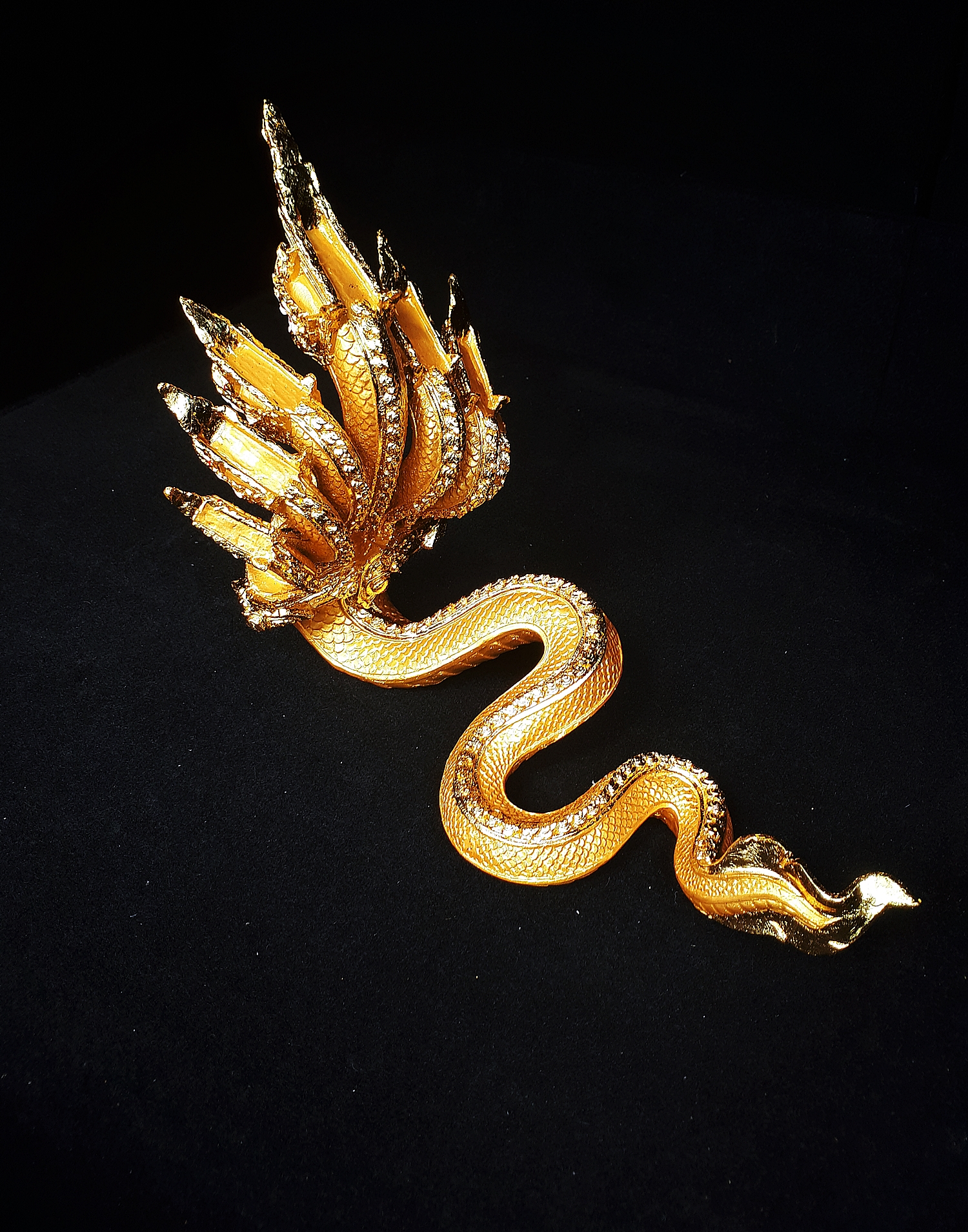 รูปหล่อ พญานาค อนันตนาคราช 7เศียร เลื่อย สีทอง เนื้อโลหะ (ปิดทอง ชุบทองด้าน ยาว14นิ้ว สูง11.5นิ้ว) (ขายปลีก ขายส่ง งานฝีมือสั่งทำหล่อ)