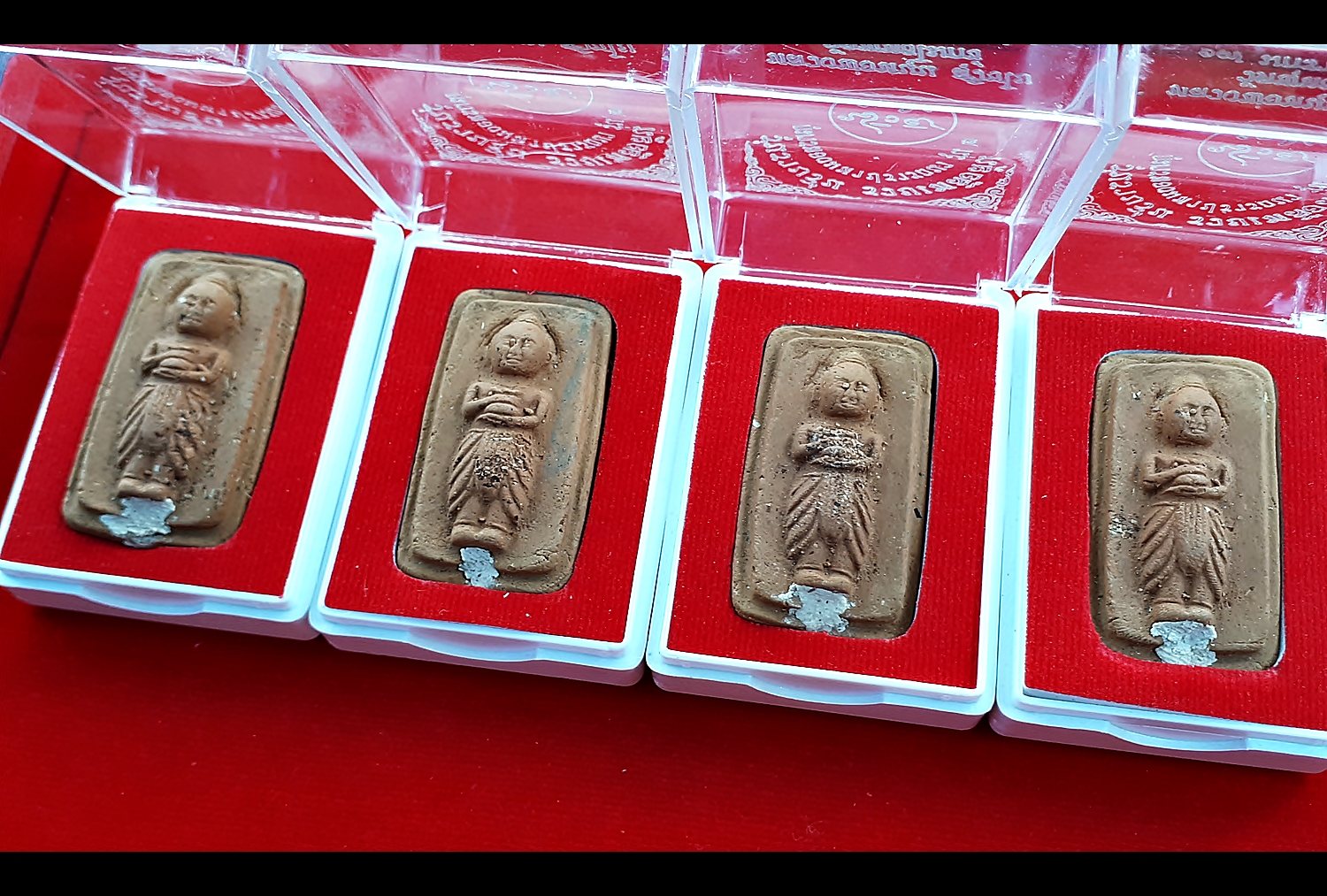 กุมารทอง สมปราถนา ปี2560 เนื้อผงรวมมวลสาร ฝั่งลูกแก้ว - หลวงพ่อหนุน วัดพุทธโมกข์