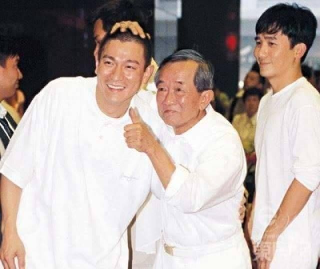 รูปภาพ (พกพาห้อยคอ) หลวงปู่มังกรขาว (อาจารย์กิมน้ำ) ศรีราชา จ.ชลบุรี #รับประกันแท้และทัน