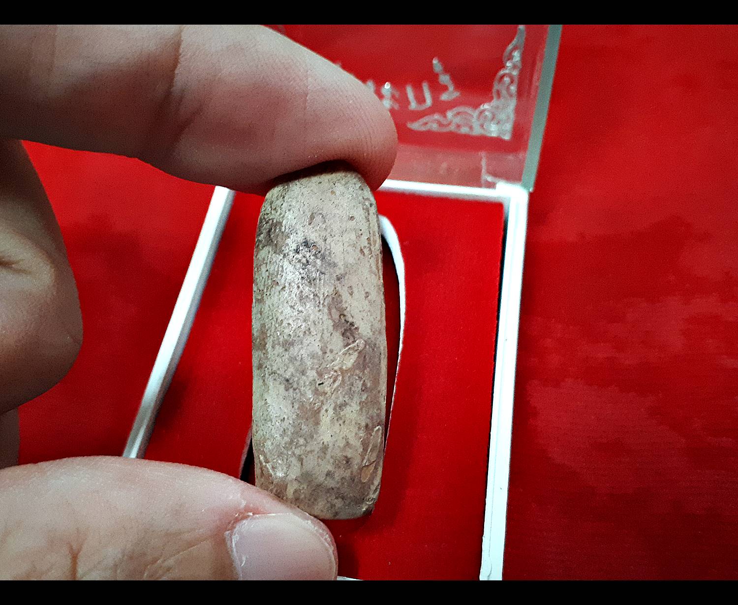 พระลีลา วัดอารีทวีนาราม(วัดหนองอีดุก) เนื้อดิน(พระกรุ กรุแตก) ทัน หลวงพ่อกวย วัดโฆสิตาราม(วัดบ้านแค) ปลุกเสก ปี2515 (#รับประกันแท้)