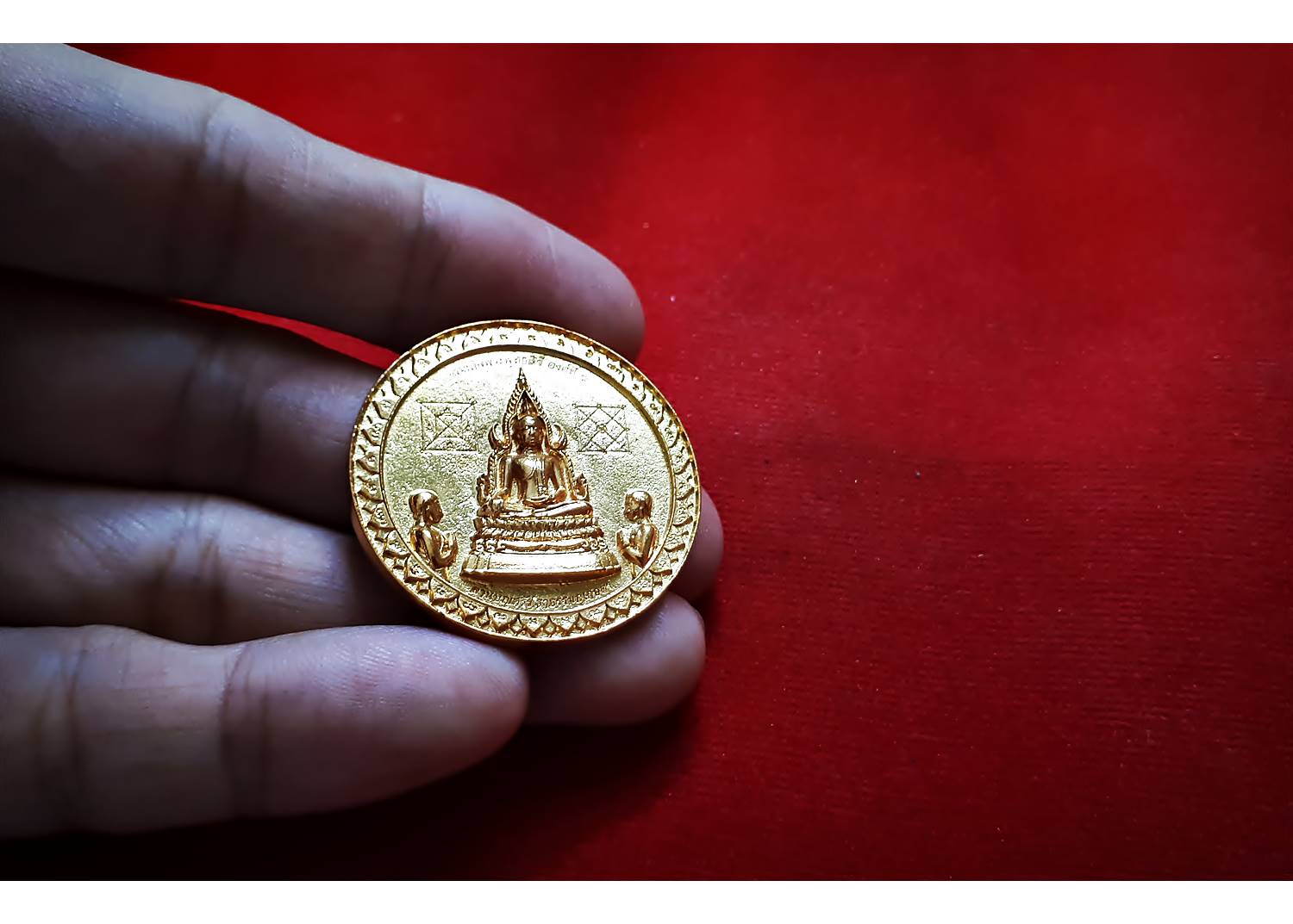 เหรียญสมเด็จองค์ปฐม ด้านหลัง พระมหาลาภทั้ง ๕ พระองค์ (พระสิวลี พระปัจเจกพุทธเจ้า พระอุปคุต พระสังกะจาย พระอนุรุทธะ) เนื้อชนวน ปี2558-2559 #รับประกันแท้