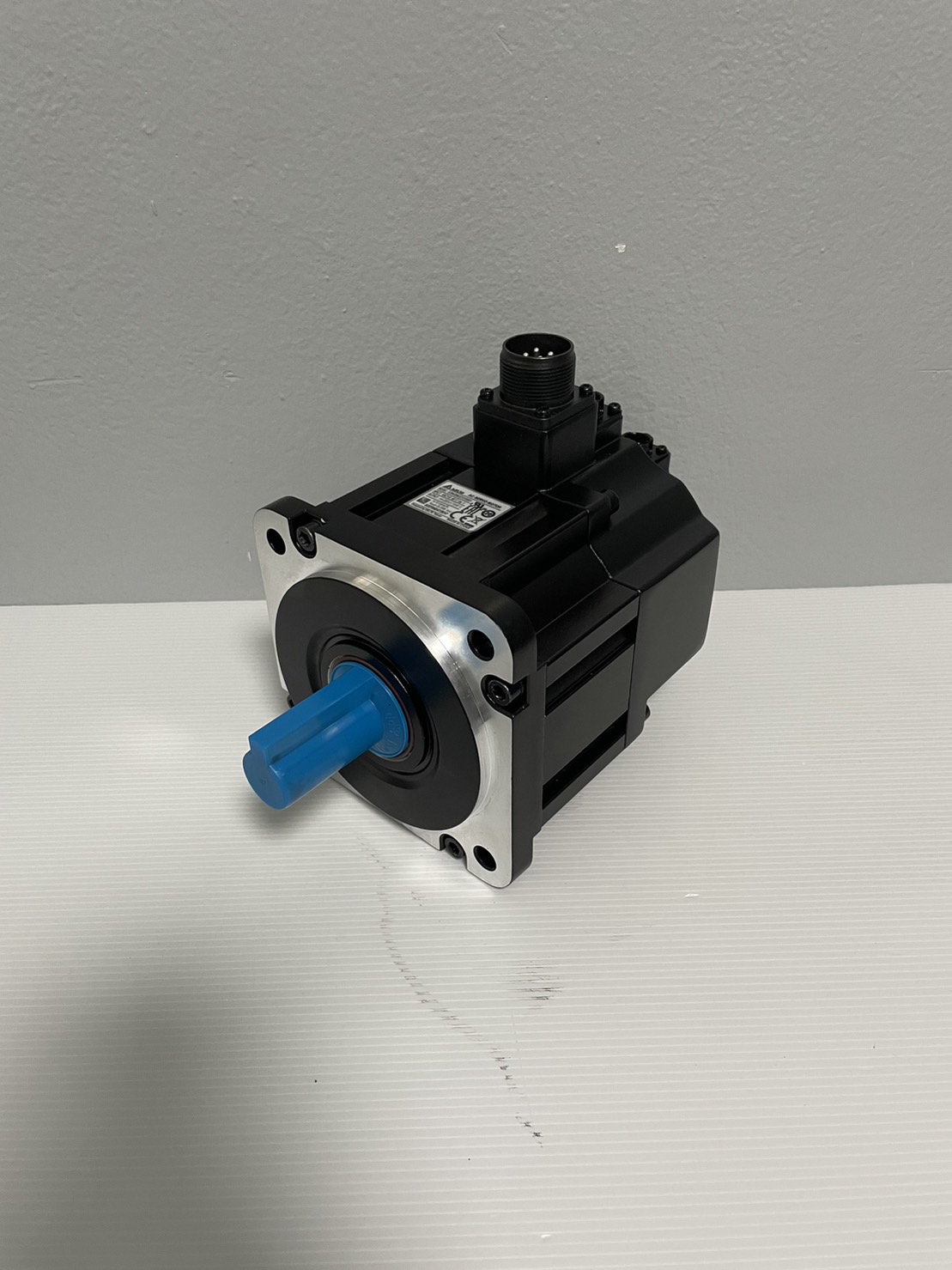 Delta AC Servo Motor Model:ECM-B3M-E21310RS1 1KW (without brake)