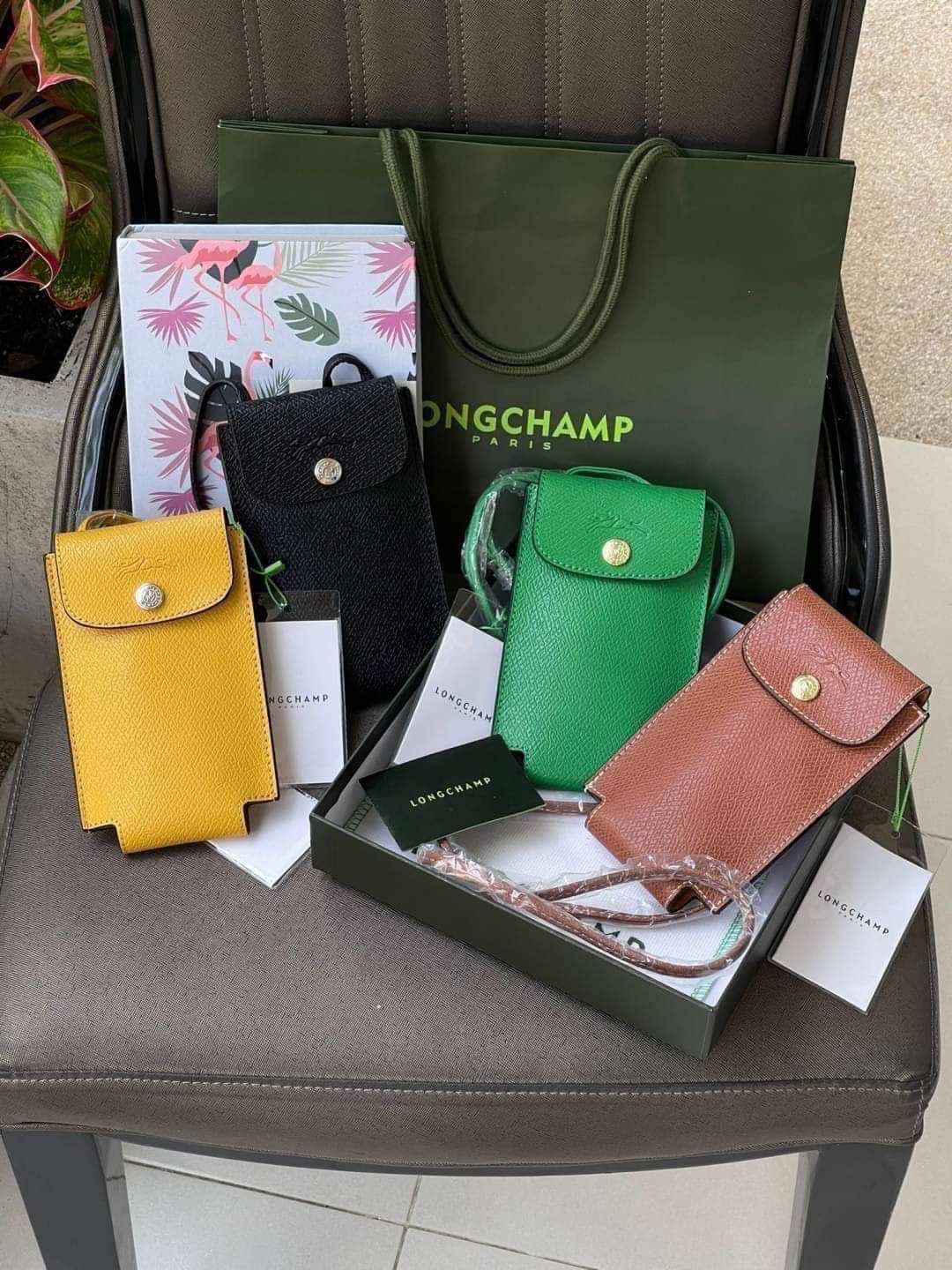 Longchamp LE PLIAGE CUIR LGP Phone case (แอดไล์ก่อนสั่งซื้อ)