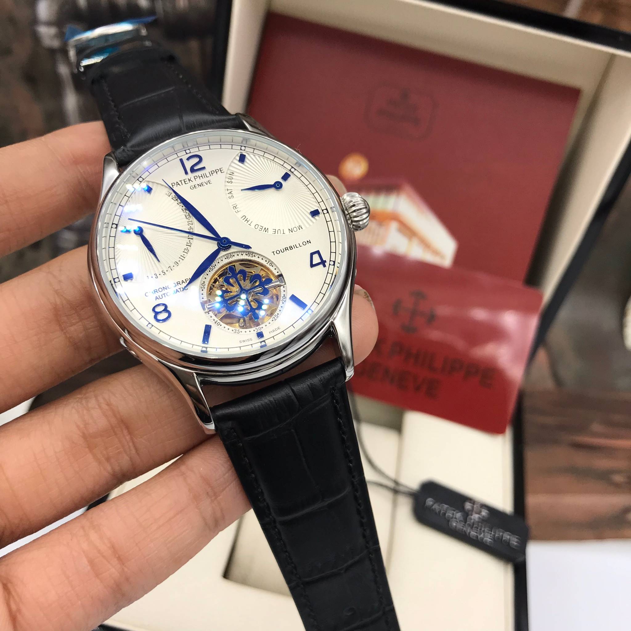 นาฬิกา Patek Philippe สีเงิน หน้าขาว งานเกรด Top Mirror Swiss