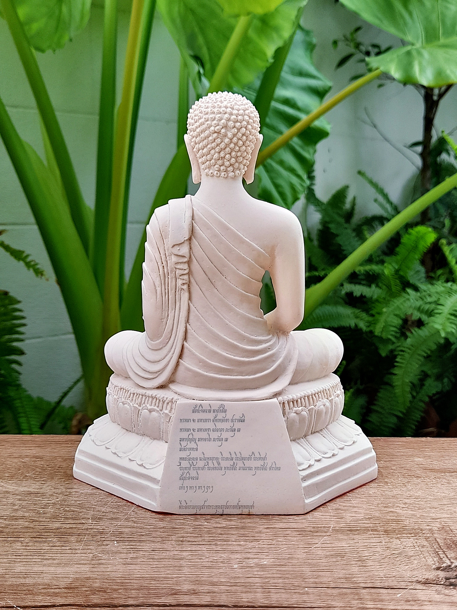 รูปหล่อ พระปัจเจกพุทธเจ้า ฐานหลังคาถาเงินล้าน เนื้อเรซิ่นผสมหินอ่อน (เกรดเอ หล่อตัน) (ขนาดตั้งบูชา หน้าตัก5นิ้ว) สีขาวนวล (เข้าพิธีบวงรวงตามแบบฉบับหลวงพ่อฤาษีวัดท่าซุง) ปี2564