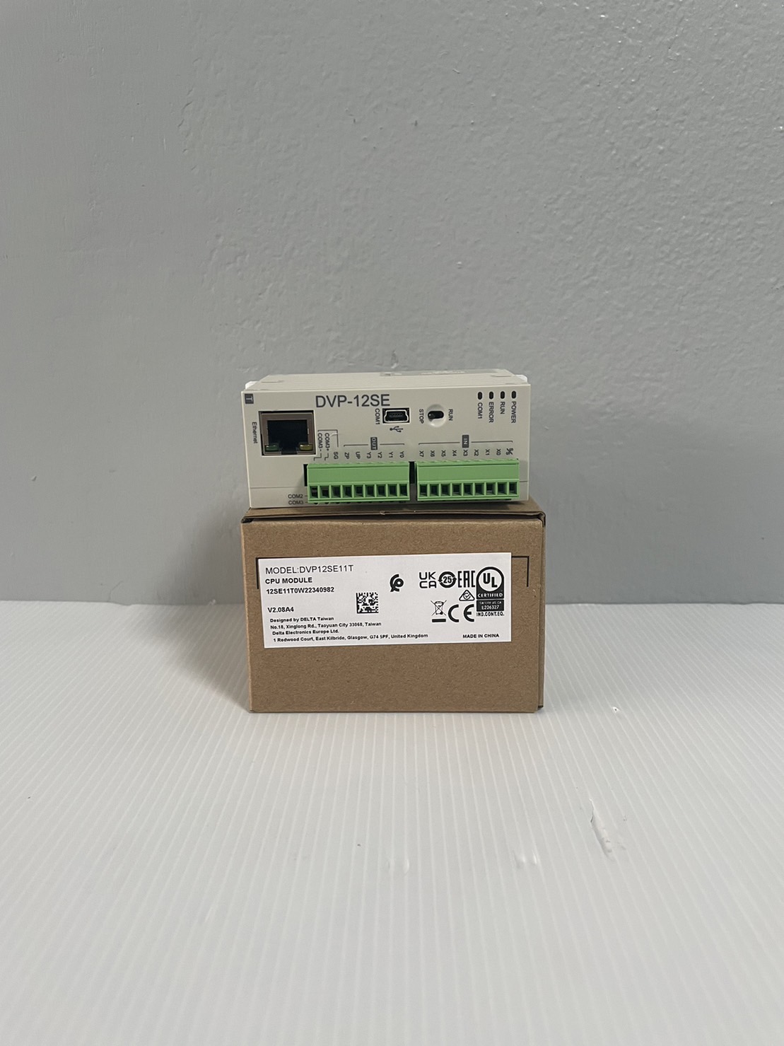 Delta PLC DVP Series Model:DVP12SE11T 8DI/4DO 24V (Transistor)