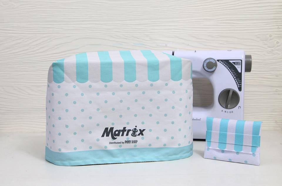 ผ้าพิมพ์ลาย สำหรับเย็บเป็นผ้าคลุมจักร และถุงใส่อุปกรณ์ (รุ่น TR1902)