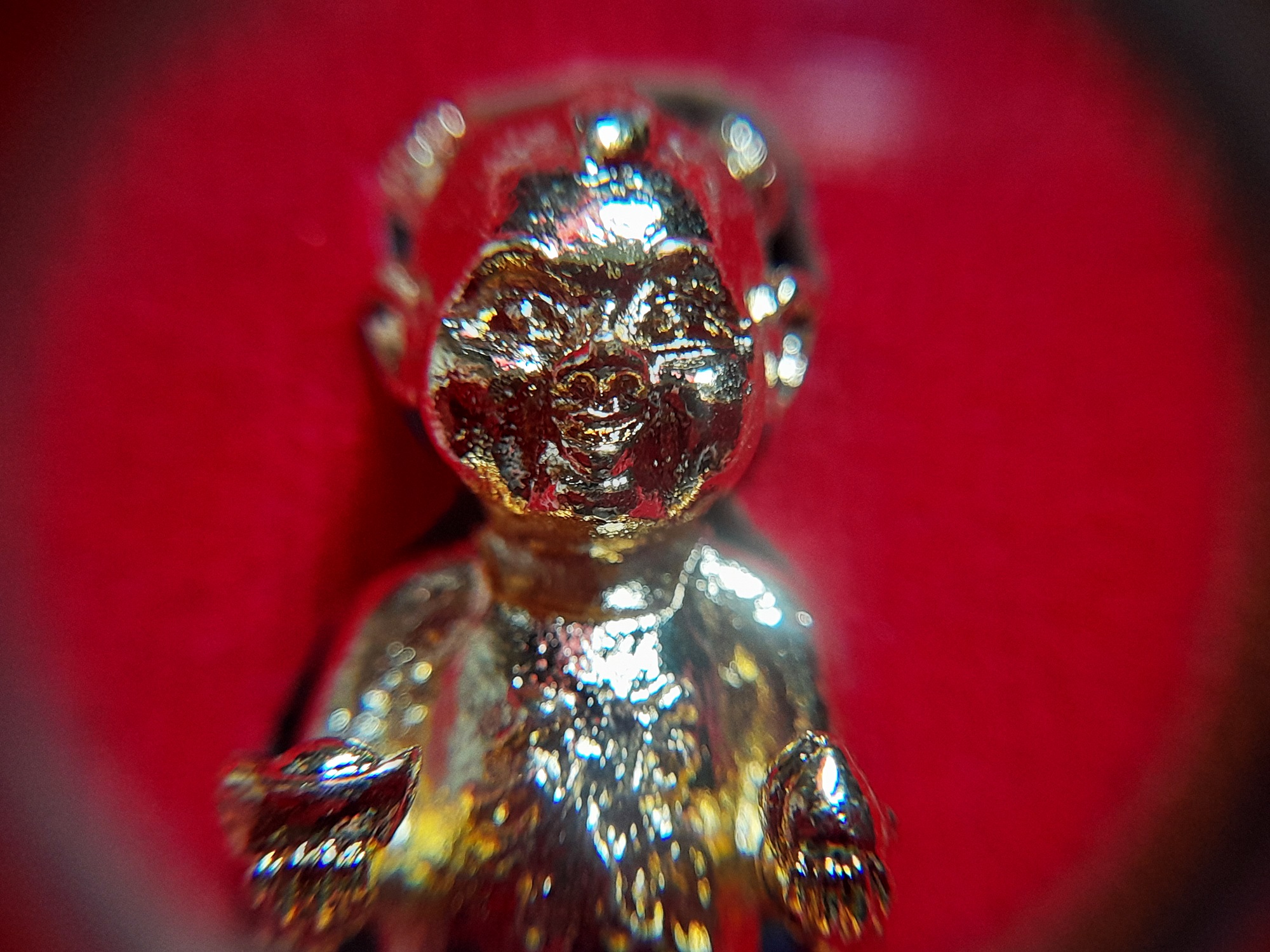 กุมารแห่งความสำเร็จ - กุมารจีน (ใส่ชุดเอี๊ยมจีน ซ้ายถือทอง ขวาถือลูกท้อ ใส่กำไล) เนื้อทองเหลือง(#ชนวน) ชุบทอง ฐานบรรจุมวลสาร ปี2564 #รับประกันแท้