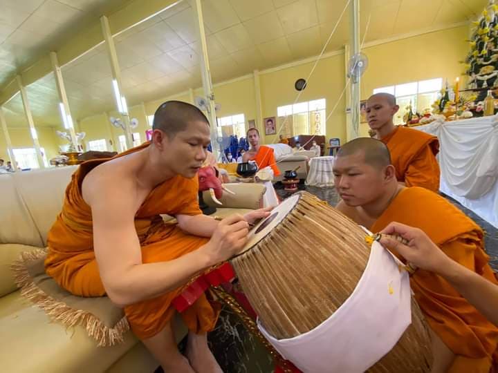 ดินสอ สุปะติ (มนต์วิชาของ ท่านปู่พระอินทร์) รุ่นแรก ปี2563 - (พุทธคุณ เขียนเซ็นเอกสาร ค้าขายที่ดิน สอบแข่งขัน) #ปลุกเสกแล้ว #รับประกันแท้